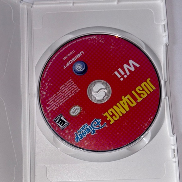 Just Dance Disney Party Wii Game — Tested & Working - Picture 3 of 3